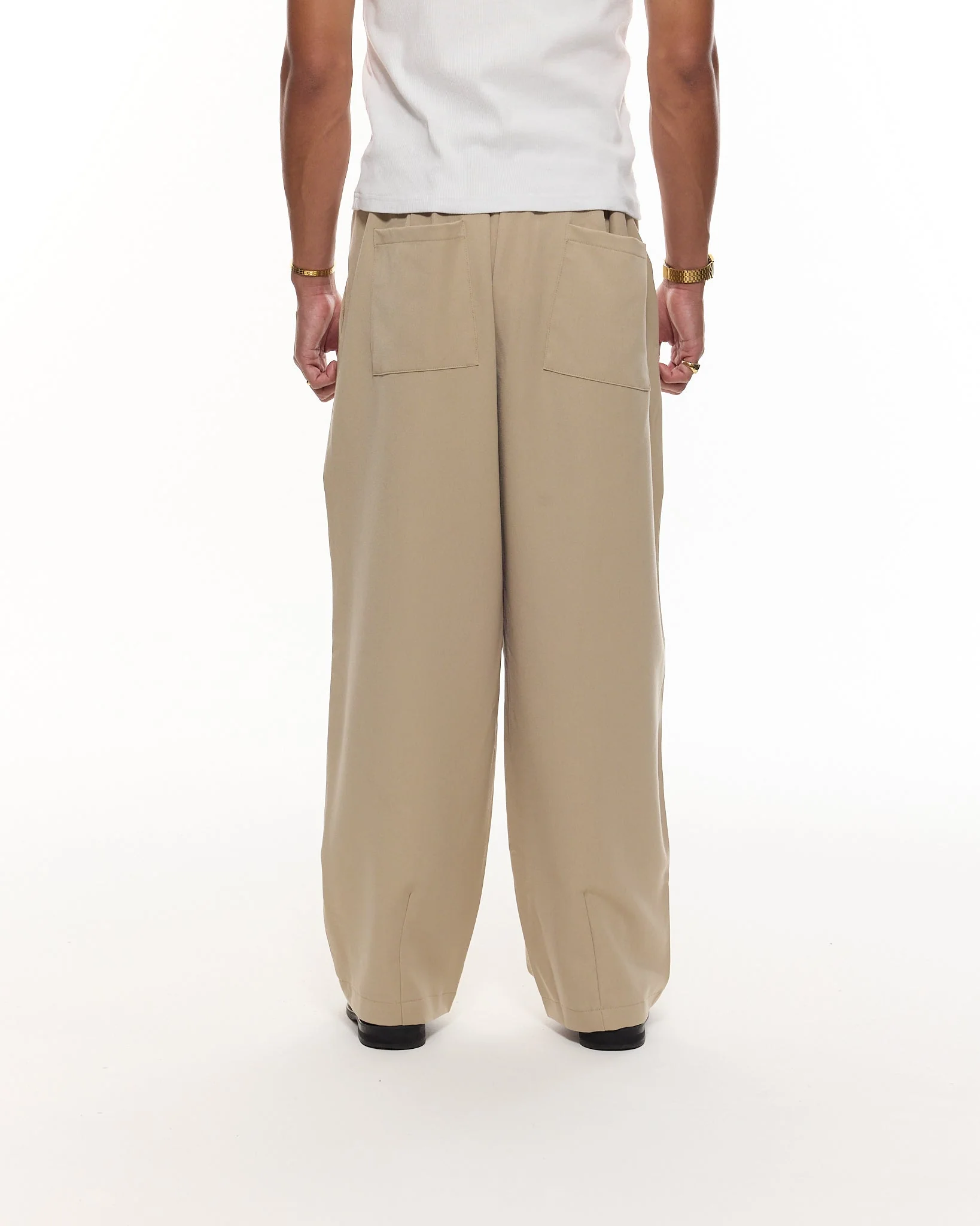PLEATED PANT - SAND - Image 8