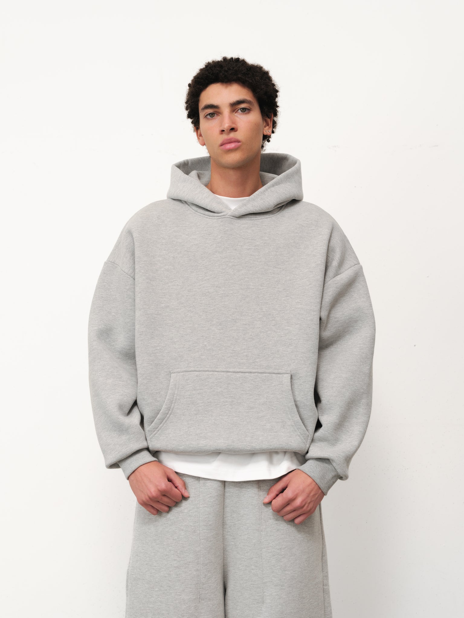 COZY HOODIE - GREY - Image 4
