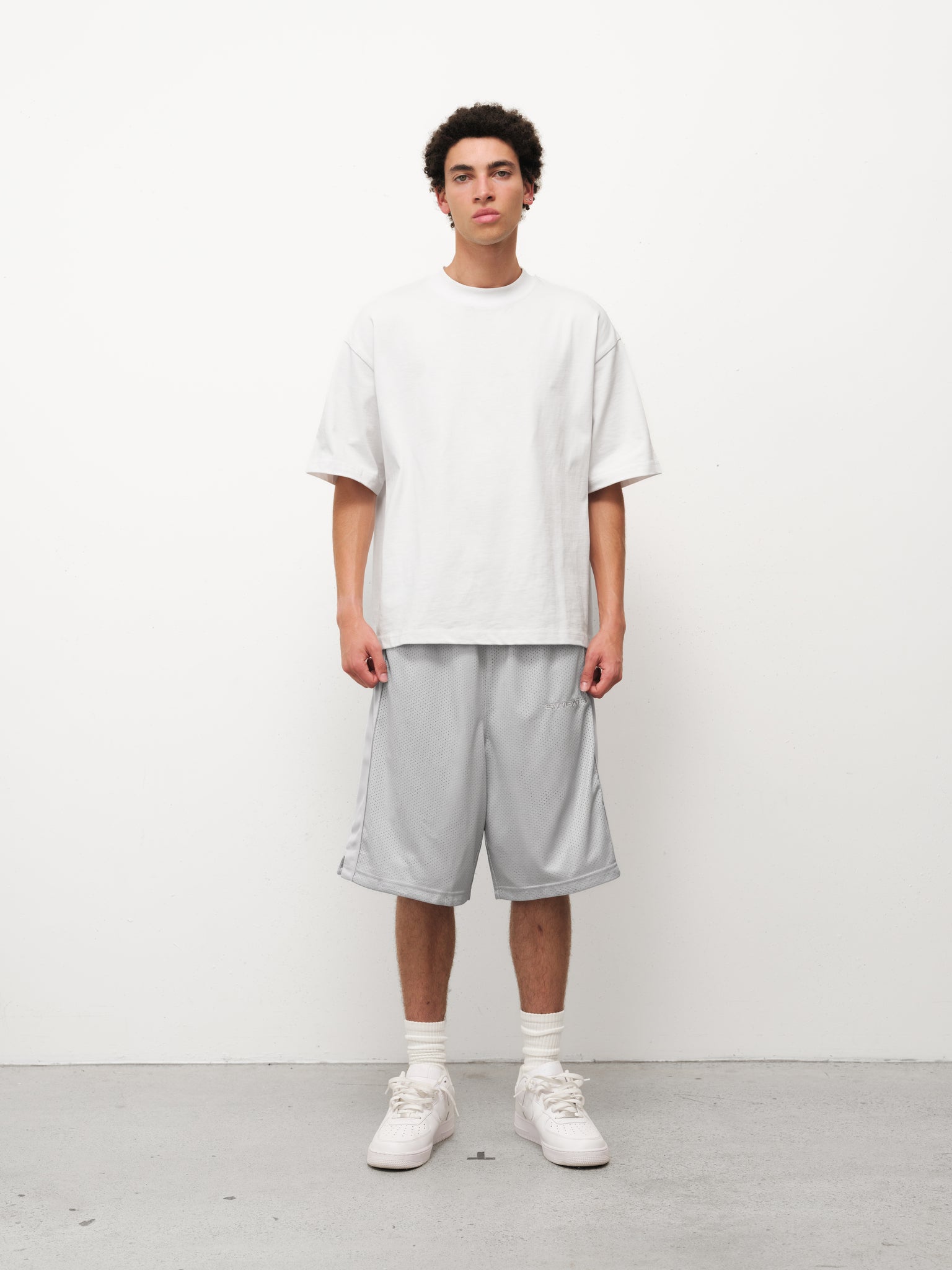 MESH SHORT - GREY - Image 3
