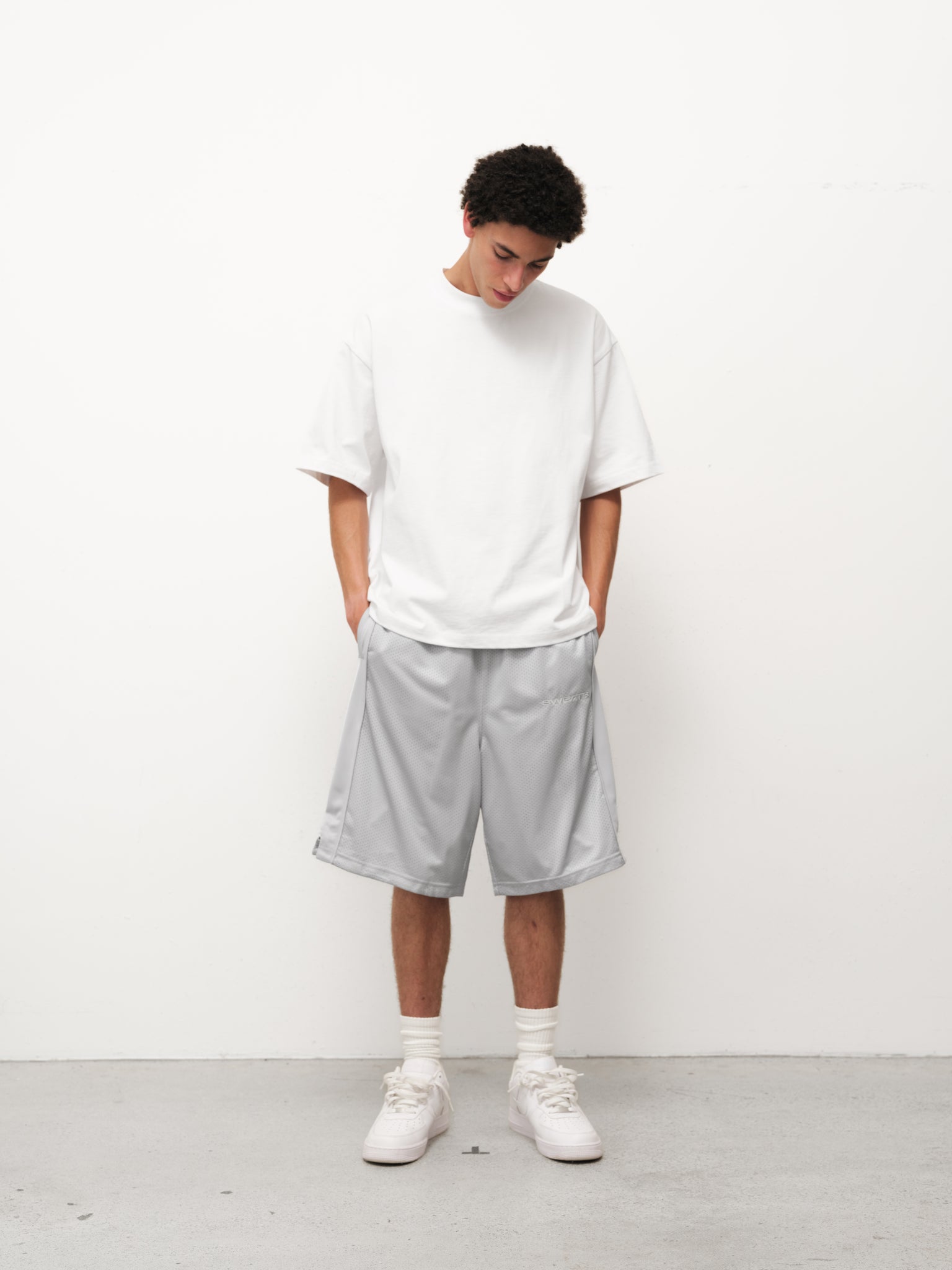 MESH SHORT - GREY - Image 4