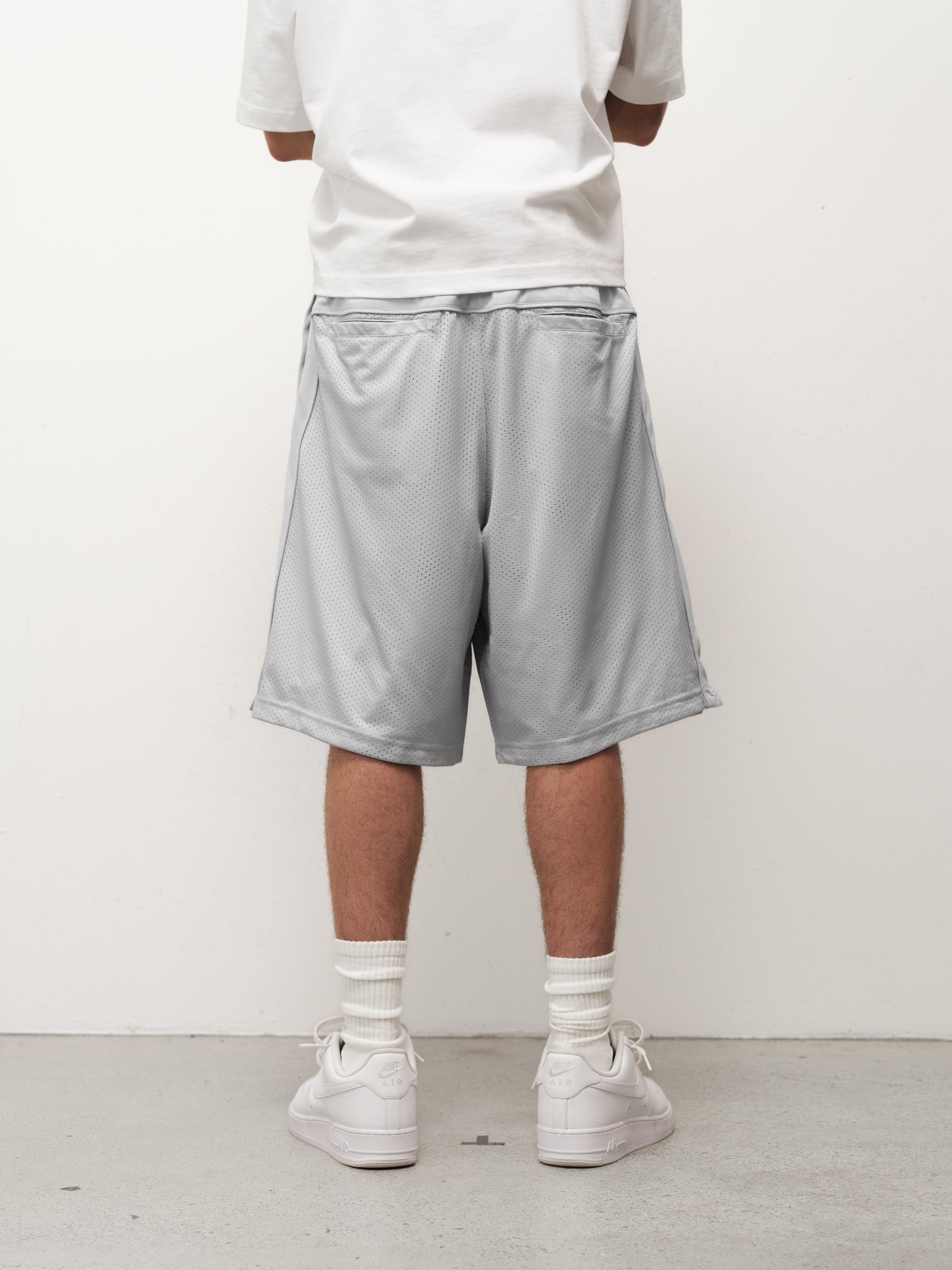 MESH SHORT - GREY - Image 9
