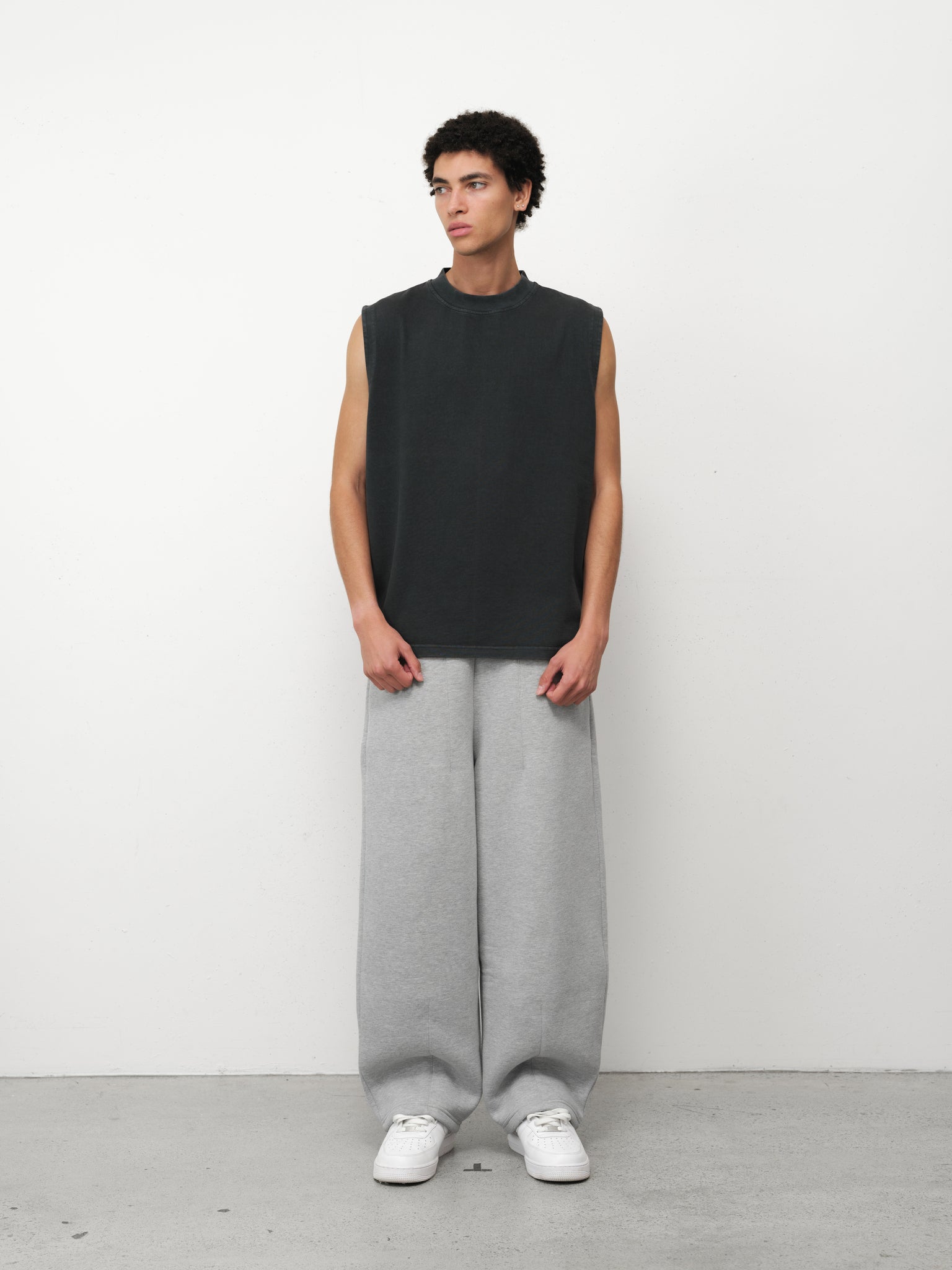 MUSCLE TEE - WASHED BLACK - Image 5